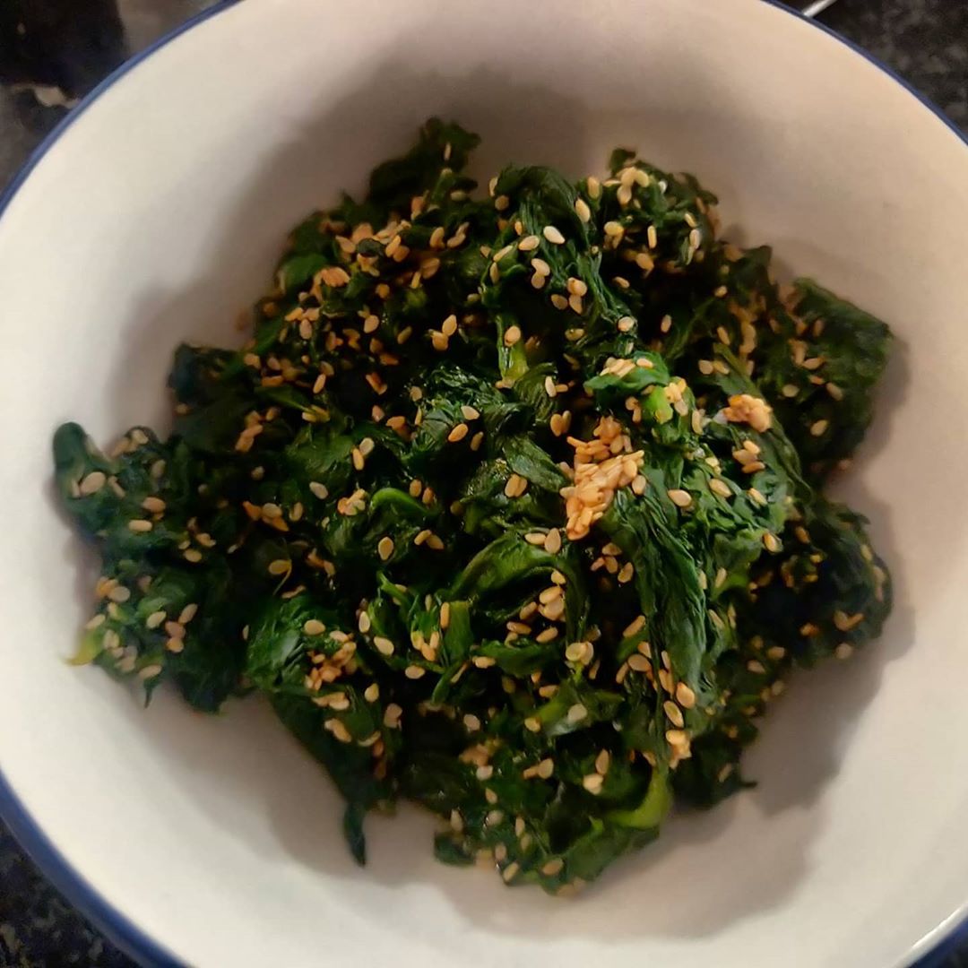Vegant - Japanese spinach salad